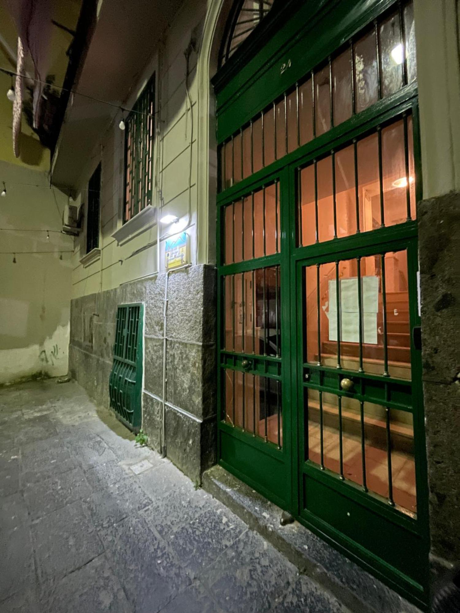 Home Sweet Home Inizio Di Spacca Napoli 外观 照片